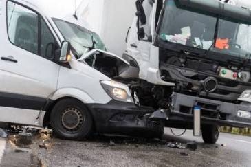 How much is my truck accident claim worth